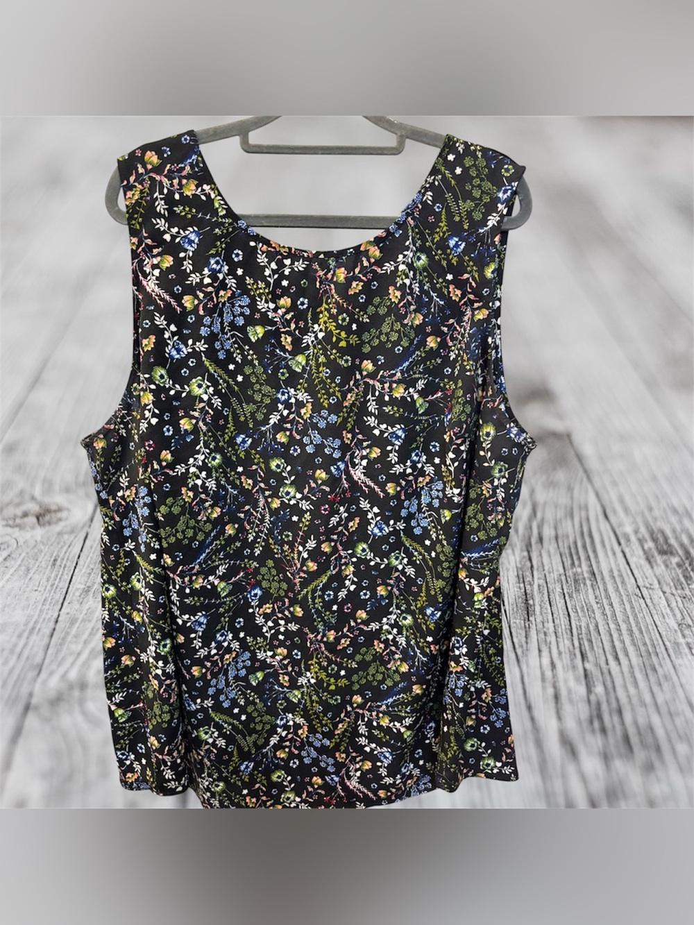 Women’s 2X bundle - Picture 7 of 10